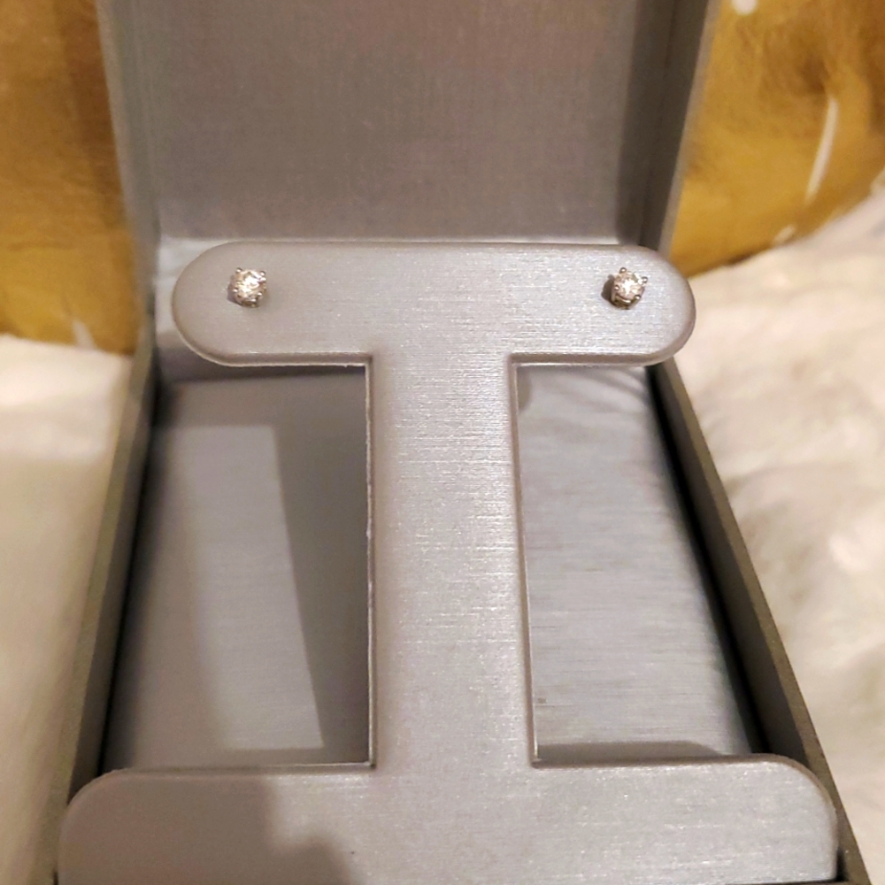 14k White Gold 1/3 CTTW. Elegant Silver Stud Earrings from Zales. - Picture 3 of 7